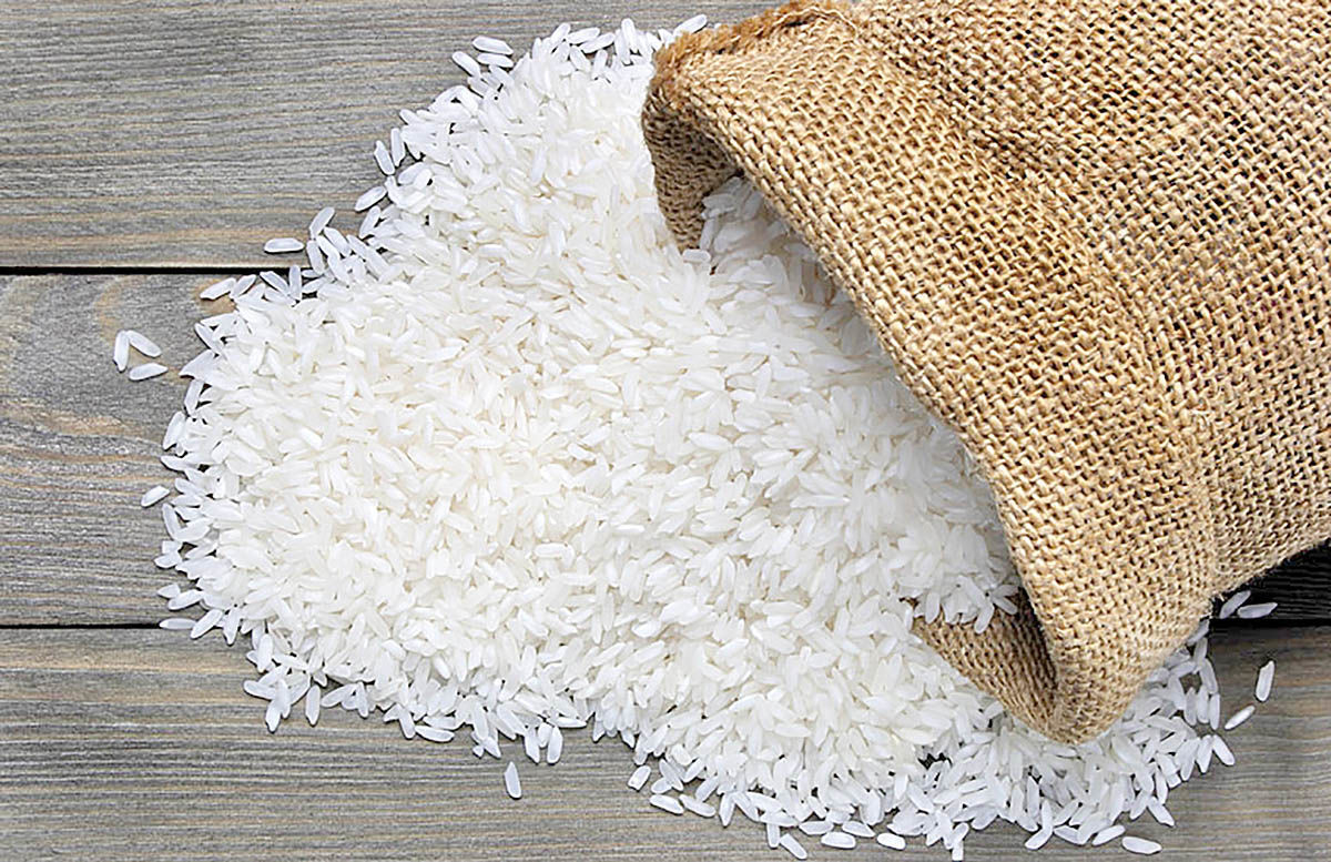 معاوضه وسایل خانه با برنج و مرغ+ عکس