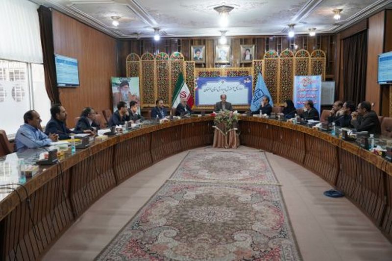 فرهنگیان در شُرُف بازنشستگی اصفهان به همکاری خود با آموزش و پرورش ادامه دهند