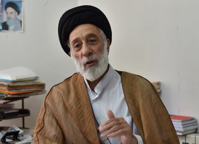 سیدهادی خامنه‌ای: اینترنت معجزه‌ خداوند بود