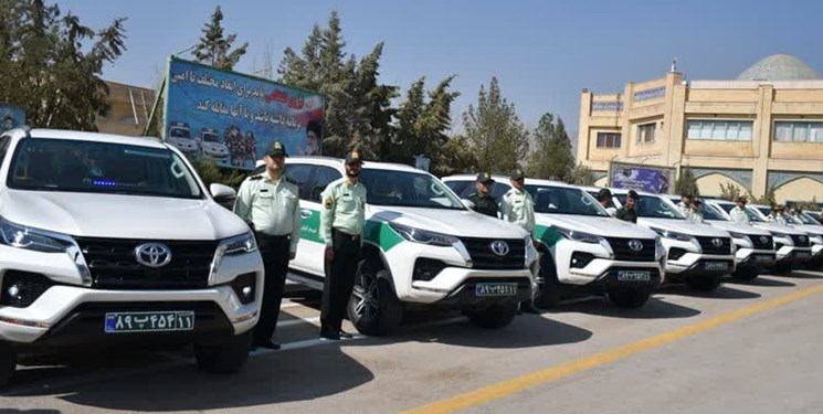 خودروهای جدید پلیس به ۱۱ شهرستان اصفهان تحویل داده شد