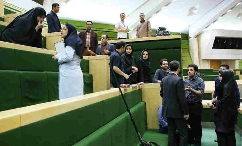 ورود خبرنگاران به مجلس غیرممکن شد