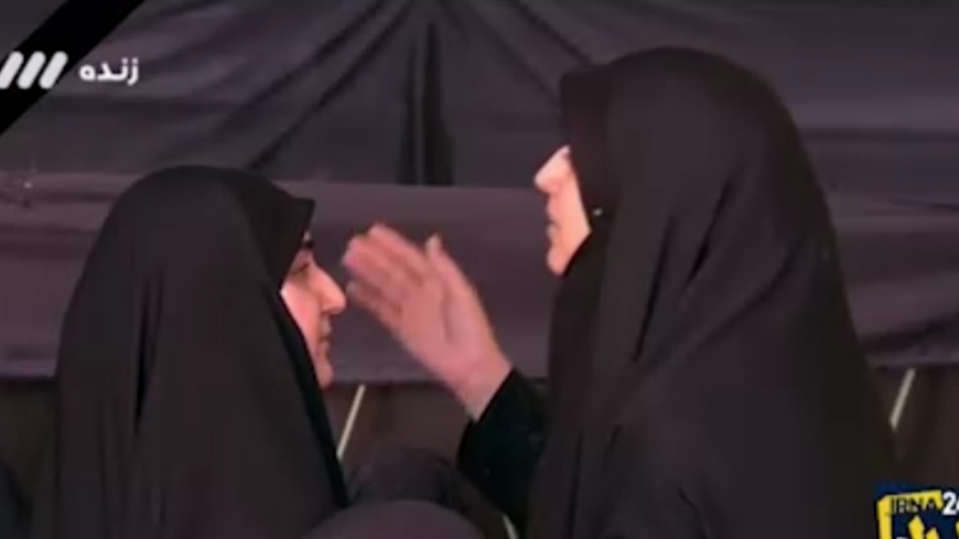 دختران رئیسی و سردار سلیمانی در مراسم تشییع رییس‌جمهور