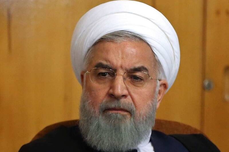 حسن روحانی: اگر شهامتش را دارید با خود من مناظره کنید / تورم ۶۰ درصدی دروغ است
