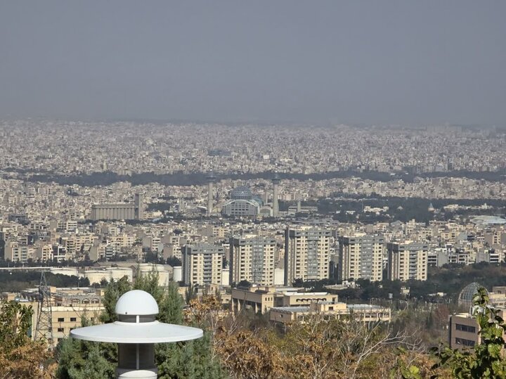 جو اصفهان تا عصر جمعه پایدار است / آغاز بارش‌ها از شنبه