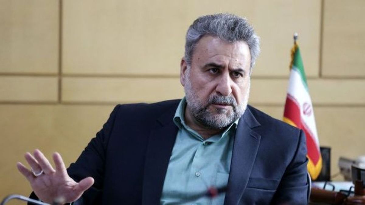فلاحت‌پیشه: تنها راه مقابله با ترامپ رفتن به سوی اعراب است