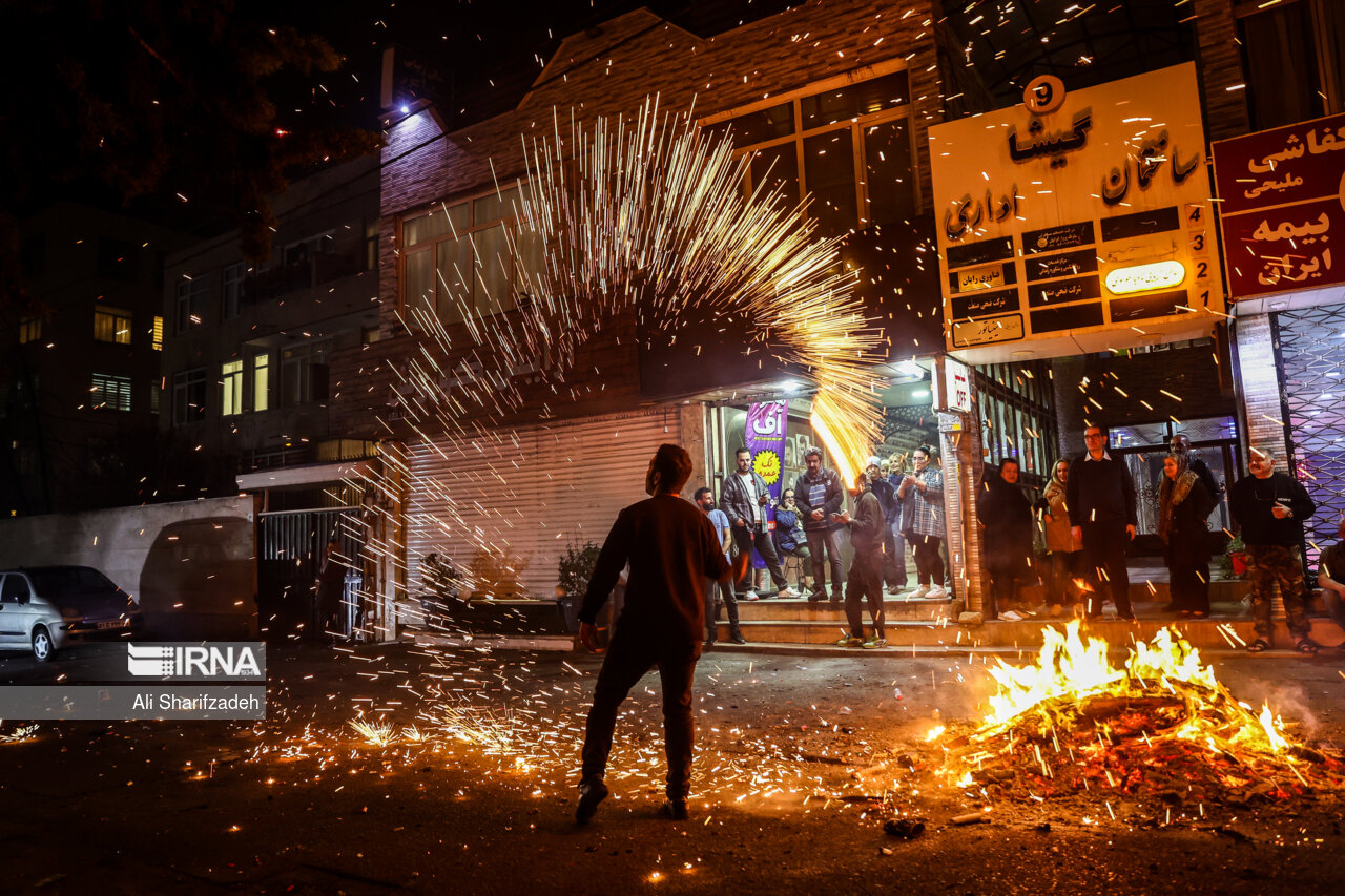 اورژانس تهران: یک هفته مانده به چهارشنبه سوری، یک نفر جان خود را از دست داده / ۲۹ نفر هم مصدوم شده‌اند