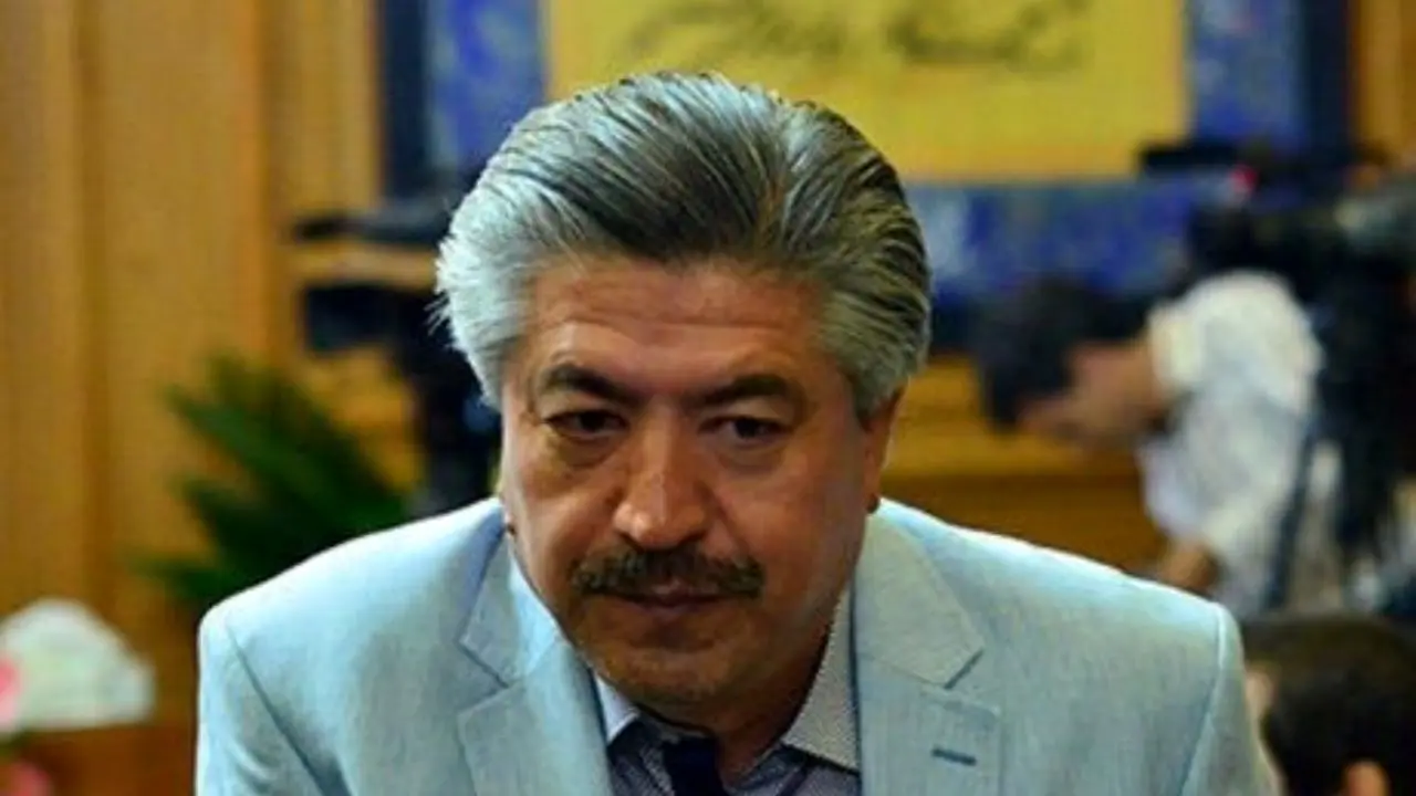فعال اصلاح‌طلب: برخی دنبال استعفای پزشکیان هستند اما باید قاطعانه بماند
