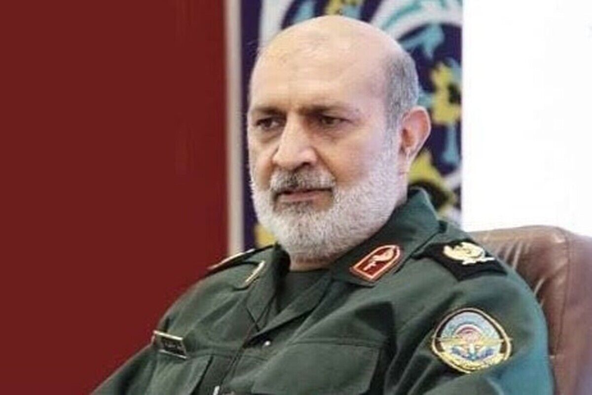 سردار سنایی‌راد: به موازات مذاکرات، نیرو‌های مسلح ما دست به ماشه و آماده‌اند