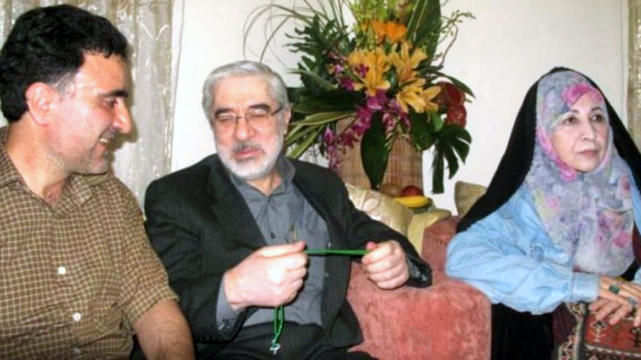 تماس تلفنی مصطفی تاجزاده از زندان اوین با میرحسین موسوی و زهرا رهنورد در حصر