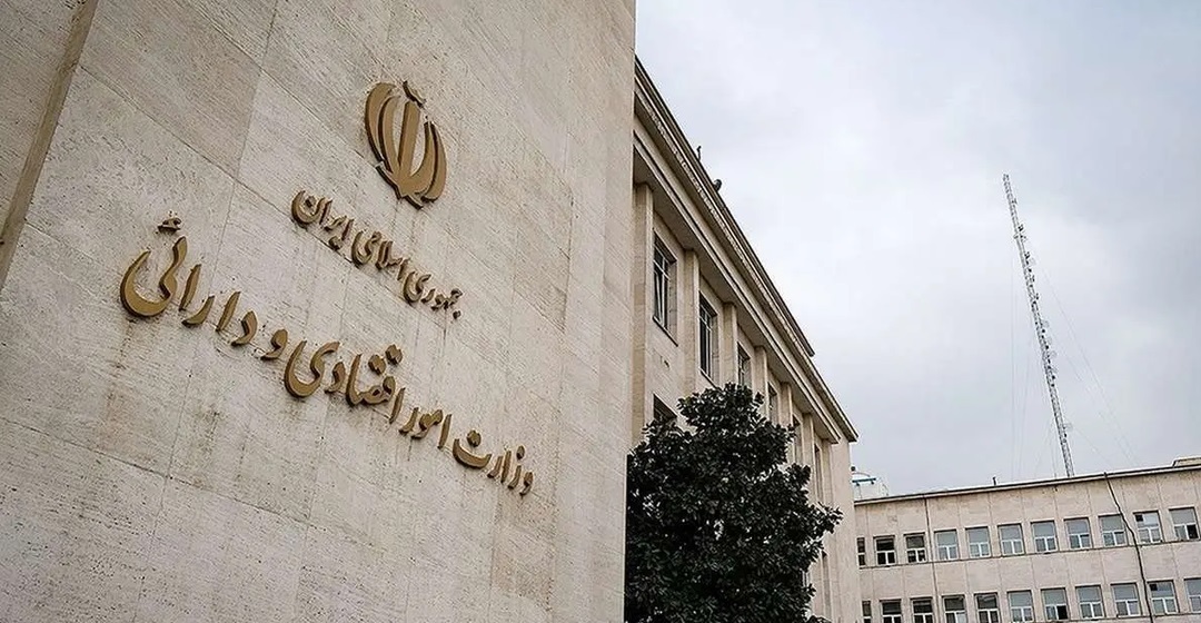 سلیمی، نماینده مجلس: امضای سرپرست وزارت اقتصاد از فردا بی‌اعتبار است