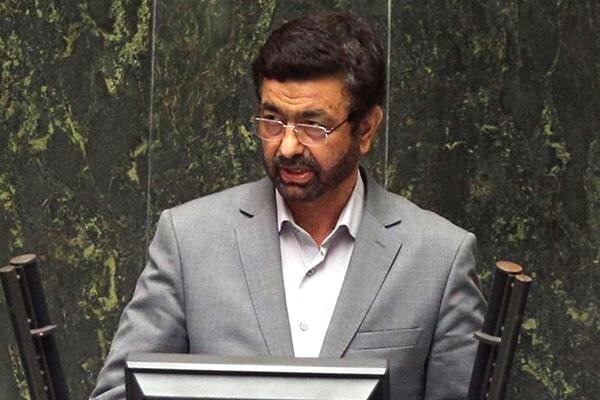 نماینده مجلس: به هیچ عنوان دست از غنی‌سازی بر نمی‌داریم، اما میزان آن قابل بحث است