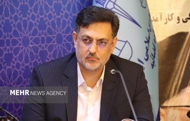 دستگاه‌های کارتخوان غیرقانونی صندوق‌های قرض‌الحسنه اصفهان جمع‌آوری شود