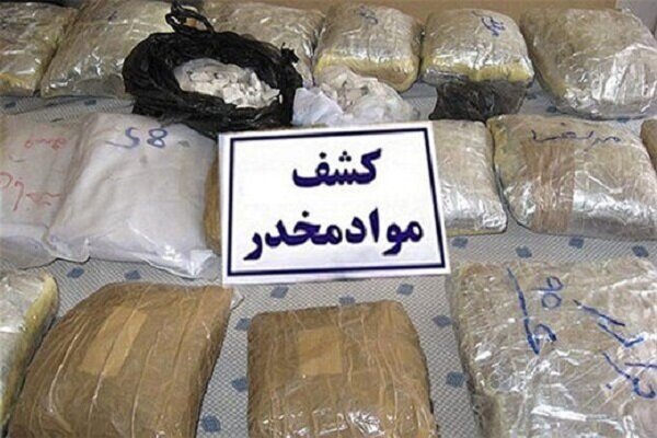 کشف ۲۱ کیلو مواد مخدر از ۲ خودرو در اصفهان