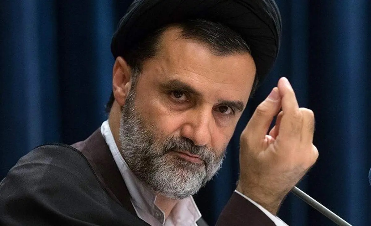 نبویان، نماینده مجلس: قرآن، کسانی را که پیشنهاد تعلیق غنی سازی می دهند آمریکایی و اسرائیلی می داند!