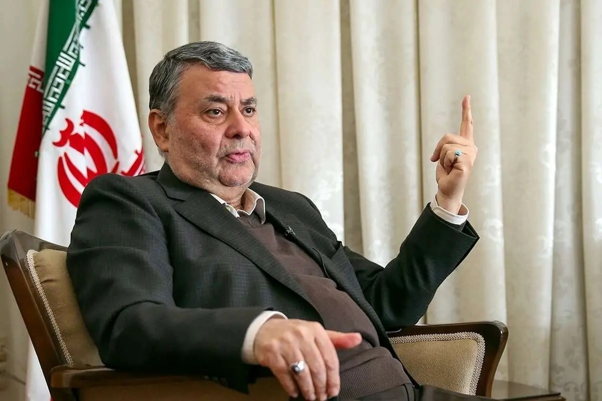 خشم کیهان از اظهارات صدر علیه روسیه: تهیه‌کنندگان بیانیه جبهه اصلاحات اطلاعات پدافند ایران را به اسرائیل داده بودند، سند هم داریم!