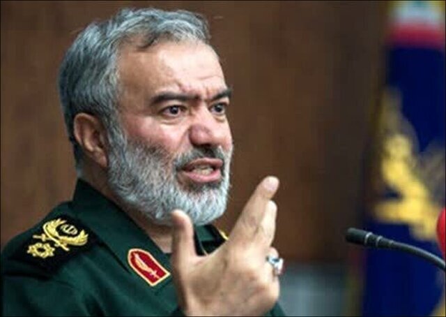 سردار فدوی، جانشین فرمانده کل سپاه: در زمان جنگ نباید هیچ کس حرف اختلافی مطرح کند / برخی از افراد روز بعد از فرمایشات حضرت آقا حرف‌های اختلافی زدند؛ باید توبه کنند