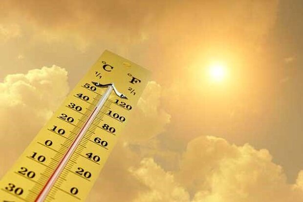هوای گرم و غبارآلود در اصفهان ادامه می‌یابد