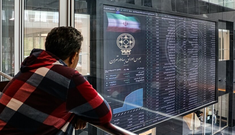 افت ۱۴ هزار واحدی شاخص کل بورس
