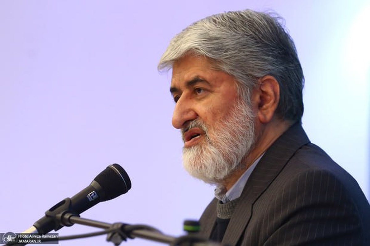 واکنش علی مطهری به بازنشر مصاحبه اش توسط ترامپ؛ من یک فرد عادی هستم!