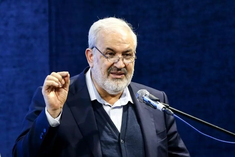 وزیر نیرو‌: نمی‌دانم قطعی‌های برق تا کی ادامه خواهد داشت‌