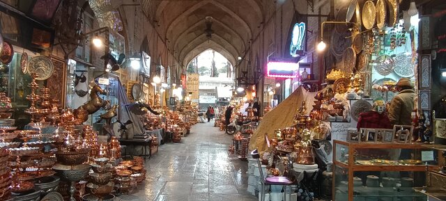 آغاز عملیات بهسازی بازار مسگرهای کاشان