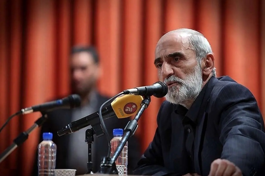 حسین شریعتمداری برای مهار نرخ دلار نسخه پیچید