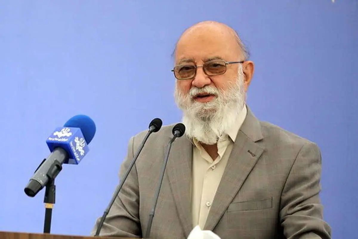 چمران: ملت ما فراموش کرده‌اند که در قدیم وقتی باران نمی‌آمد، به بیابان می‌رفتند، نماز باران می‌خواندند و به هر حالت موفق می‌شدند