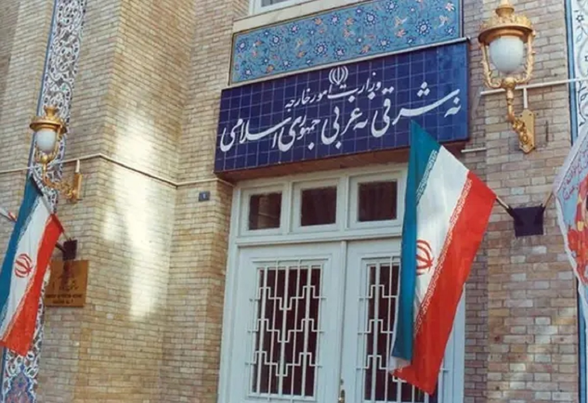 طعنه روزنامه جمهوری اسلامی به وزارت خارجه: شما هم دچار خشکسالی شده‌اید / حرف‌هایی که در باره نزدیکی به شرق و دوری از غرب می‌گویید با واقعیت منطبق نیست