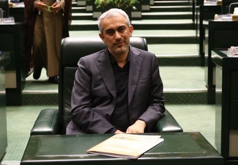 وزیر اقتصاد: در فضای «نه جنگ نه صلح» نمی‌توانیم انتظار داشته باشیم سرمایه‌گذاران مثل گذشته در کشور سرمایه‌گذاری کنند