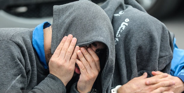 ۳ خرده فروش مواد مخدر در نجف‌آباد دستگیر شدند