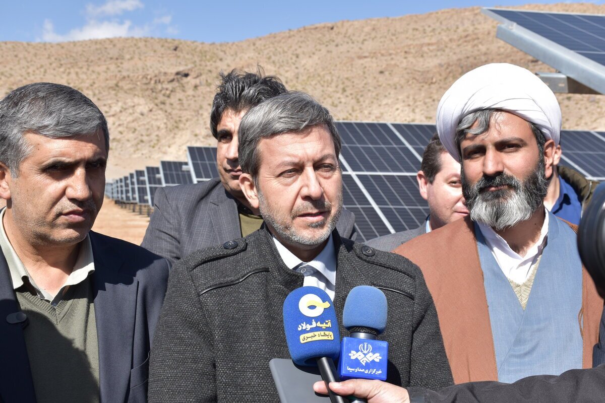 عزم فولاد مبارکه برای توسعه هزار مگاوات انرژی خورشیدی در اصفهان