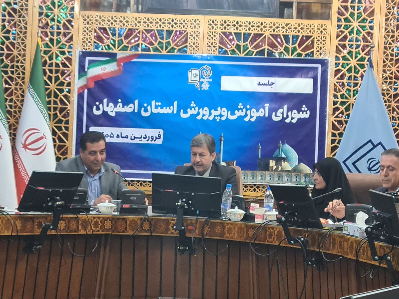 استاندار اصفهان: گره‌های حقوقی تملک زمین‌های آموزشی باز می‌شود