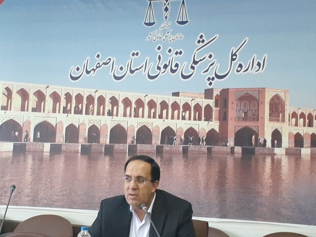 فیروزبخت: آمار معاینات شهدای جنگ رمضان در اصفهان به ۲۹۷ پیکر رسید