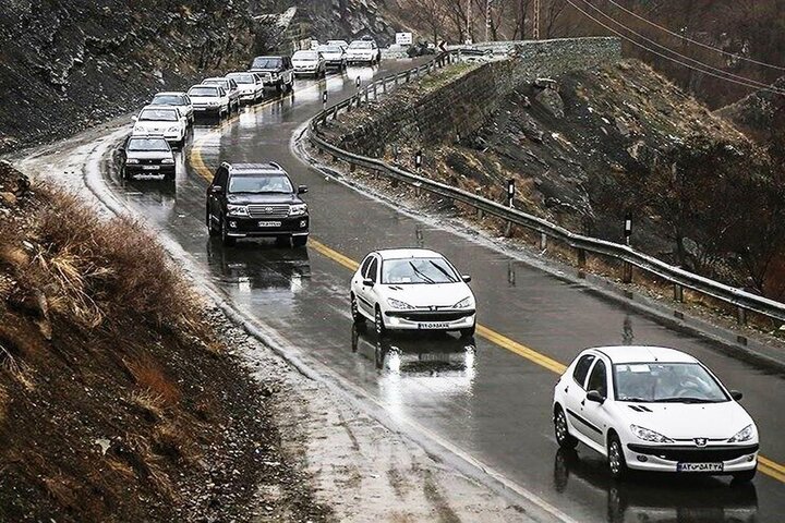 بارش‌ها جاده‌های اصفهان را لغزنده کرد