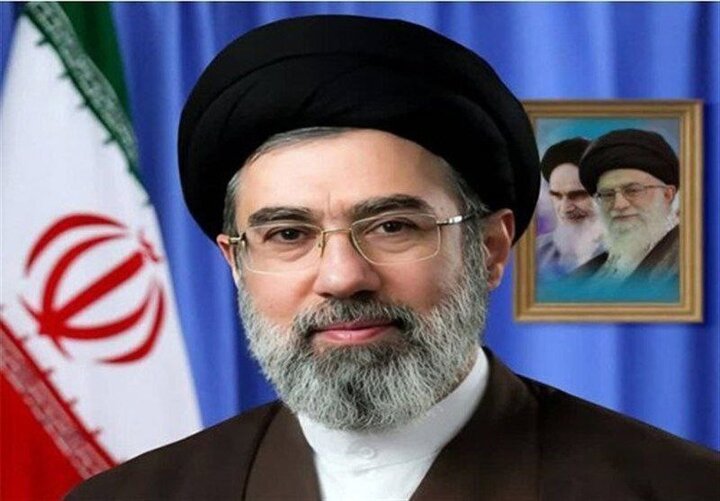 رهبری انقلاب: مصوبات مجلس معطوف به امید آفرینی و آینده کشور باشد