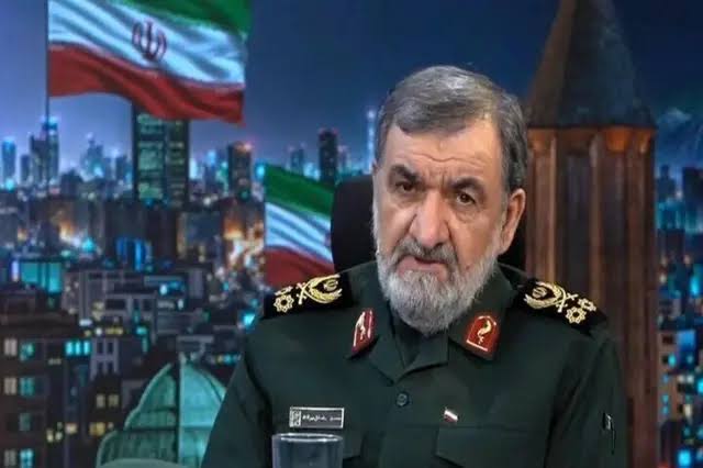محسن رضایی: اگر آمریکا شروط مارا نپذیرد تنگه هرمز را باز نمی‌کنیم