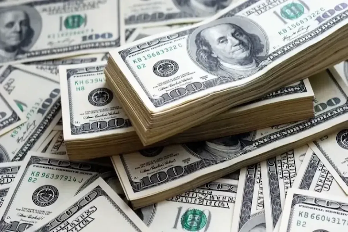 قیمت دلار و یورو امروز اول مهر ۱۴۰۵ در زمان بازگشایی بازار/ دلار پیش رفت