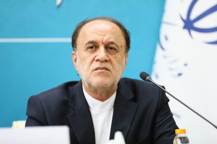 حاج‌بابایی، نماینده مجلس: سهمیه بنزین را باید به مردم اختصاص دهیم
